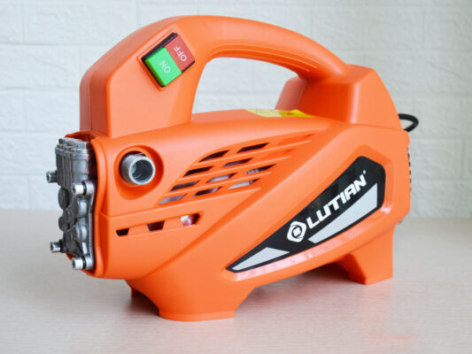 Máy rửa xe mini gia đình Lutian LT210G 1600W