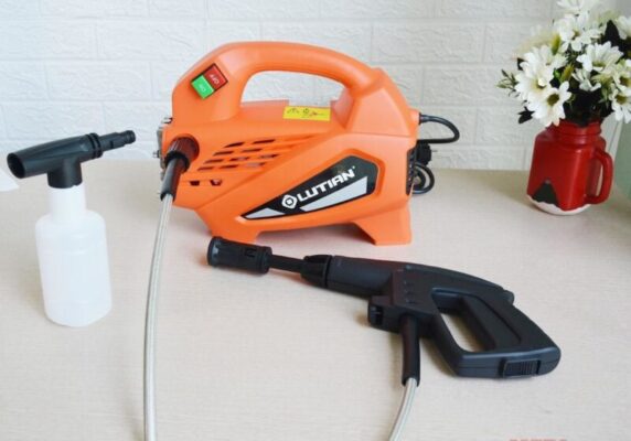 Mua Máy Rửa Xe Gia Đình Xe Máy Ô Tô: Lời Khuyên Từ Chuyên Gia Máy rửa xe gia đình Lutian LT-210G