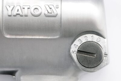 Súng Mở Bulông Khí Nén 1/2’’ Yato YT-09511: Đánh Thức Sức Mạnh Công Việc