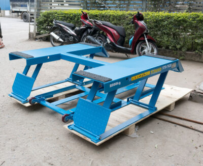 CẦU NÂNG DI ĐỘNG 2.8 TẤN