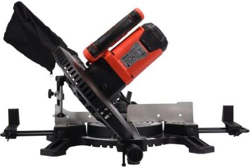 Máy cưa gỗ và thép đa góc 255mm 1800W 2 tốc độ Yato YT-82174 - Ba Lan