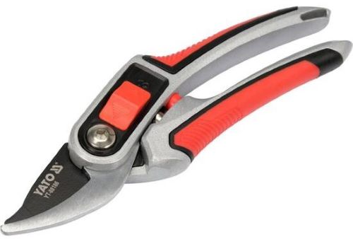 Kéo cắt cành điều chỉnh lưỡi 12/20mm cán nhôm 220mm Yato YT-88186 - Ba Lan
