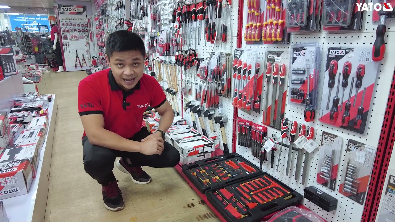 Top 5 Dụng Cụ Cầm Tay Không Thể Thiếu Trong Mọi Gara