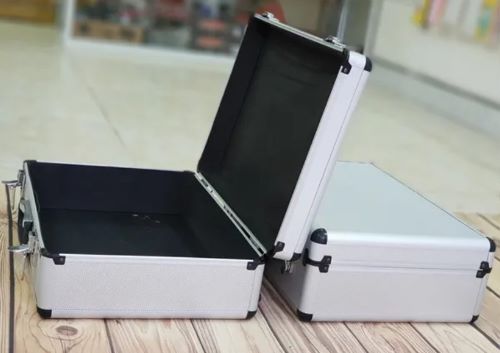 Vali Nhôm đựng đồ nghề chuyên dụng Yato YT-0881ZL - Ba Lan