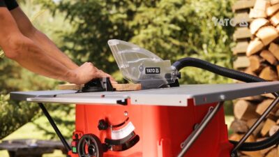 Máy cưa bàn 1800W 250mm Yato YT-82165 - Ba Lan