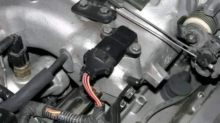 Hiểu Về Đèn Check Engine – Nguyên Nhân, Cách Xử Lý & Các Mã DTC Thông Dụng