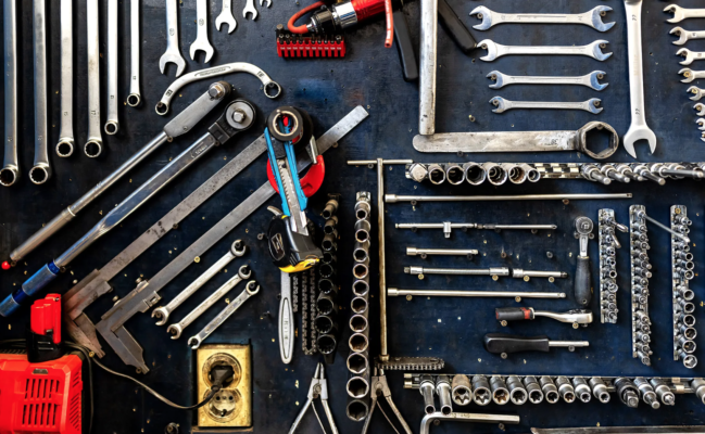 Thợ Sửa Chữa Ô Tô Giỏi: Kiến Thức, Kỹ Năng Chẩn Đoán Và Dụng Cụ Thiết Yếu