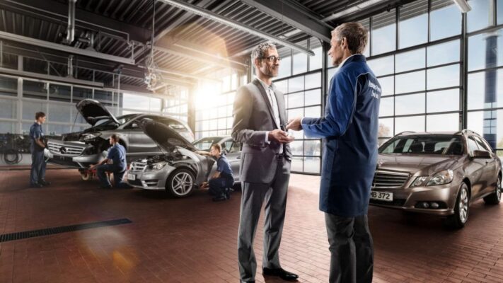 Quy Trình Giao Tiếp Khách Hàng Dịch Vụ Sửa Chữa Ô Tô: Hài Lòng Tuyệt Đối