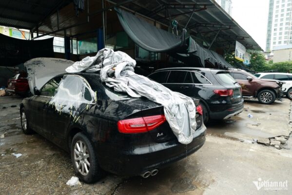 Sơ Cứu Ô Tô Ngập Nước: 3 Bước Cứu Hộ Nhanh Nội Thất Hạn Chế Hư Hỏng