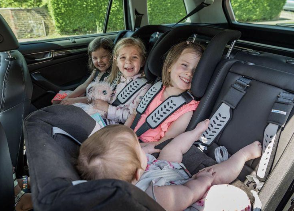 Hỏi đáp về Luật: Tất cả những điều cần biết về Ghế Ô tô Trẻ em Bắt buộc 2026