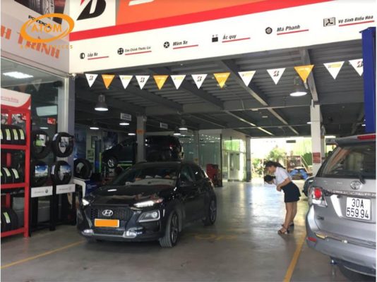 Bảng Giá Dịch Vụ Gara Ô Tô: Minh Bạch, Tuân Thủ Pháp Luật & Nâng Tầm Uy Tín