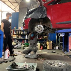 Vận Hành Yếu Kém: Lý Do Chính Khiến Gara Sửa Chữa Ô Tô Không Lợi Nhuận