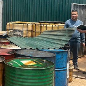 Dầu Nhớt Thải Gởi Ở Đâu? Quy Định 2025 Về Chất Thải Nguy Hại