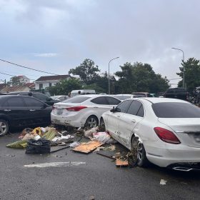 Khách Bùng Tiền Sửa Xe – Chủ Gara Đừng Làm 3 Việc Này Kẻo Dính Pháp Lý