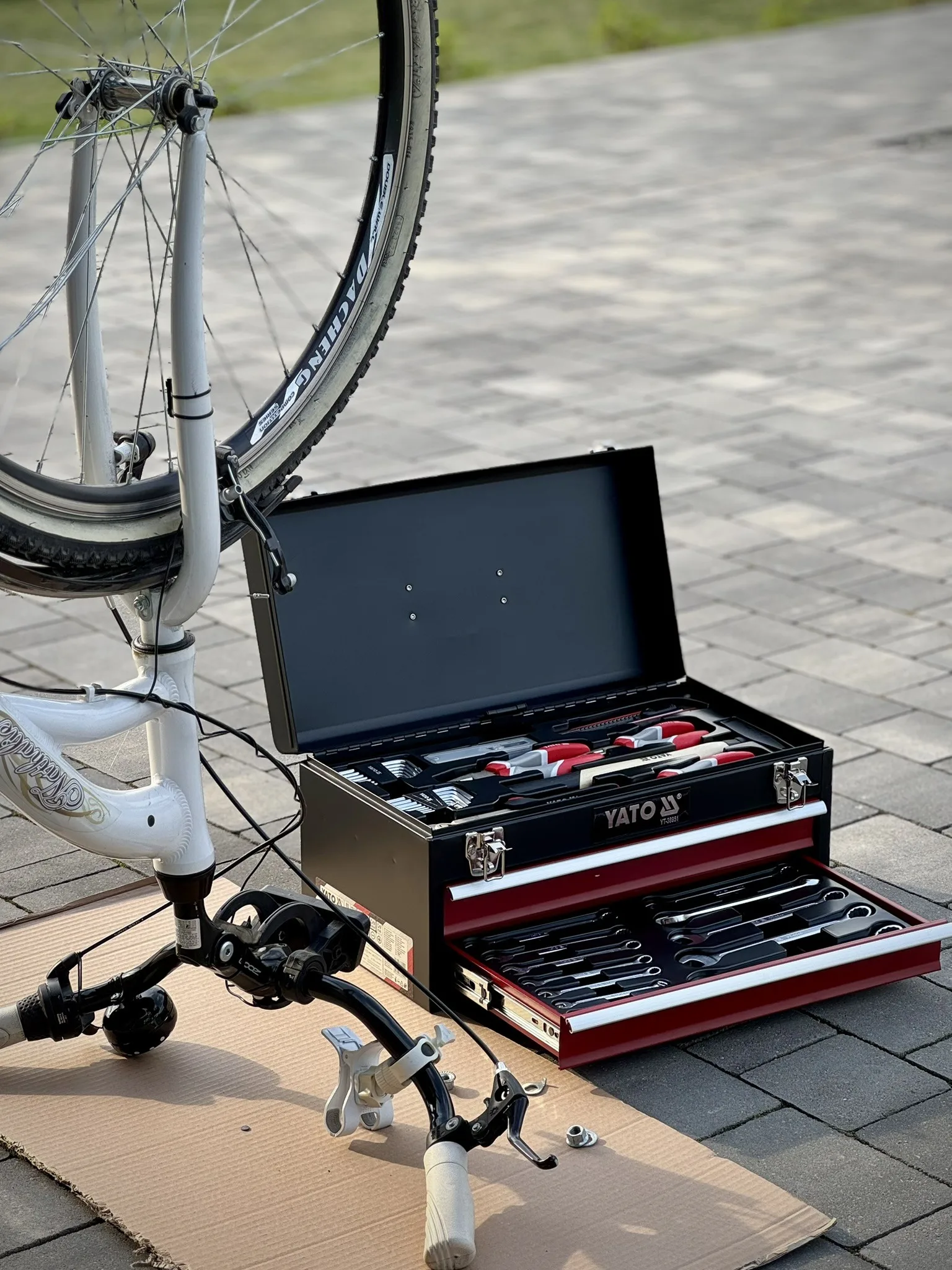 Yato YT-38951 Có Đáng Mua Không? Bộ Dụng Cụ 80 Chi Tiết Cho Thợ Thực Tế